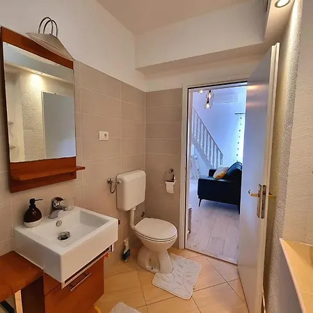 Zonta Guest house *
